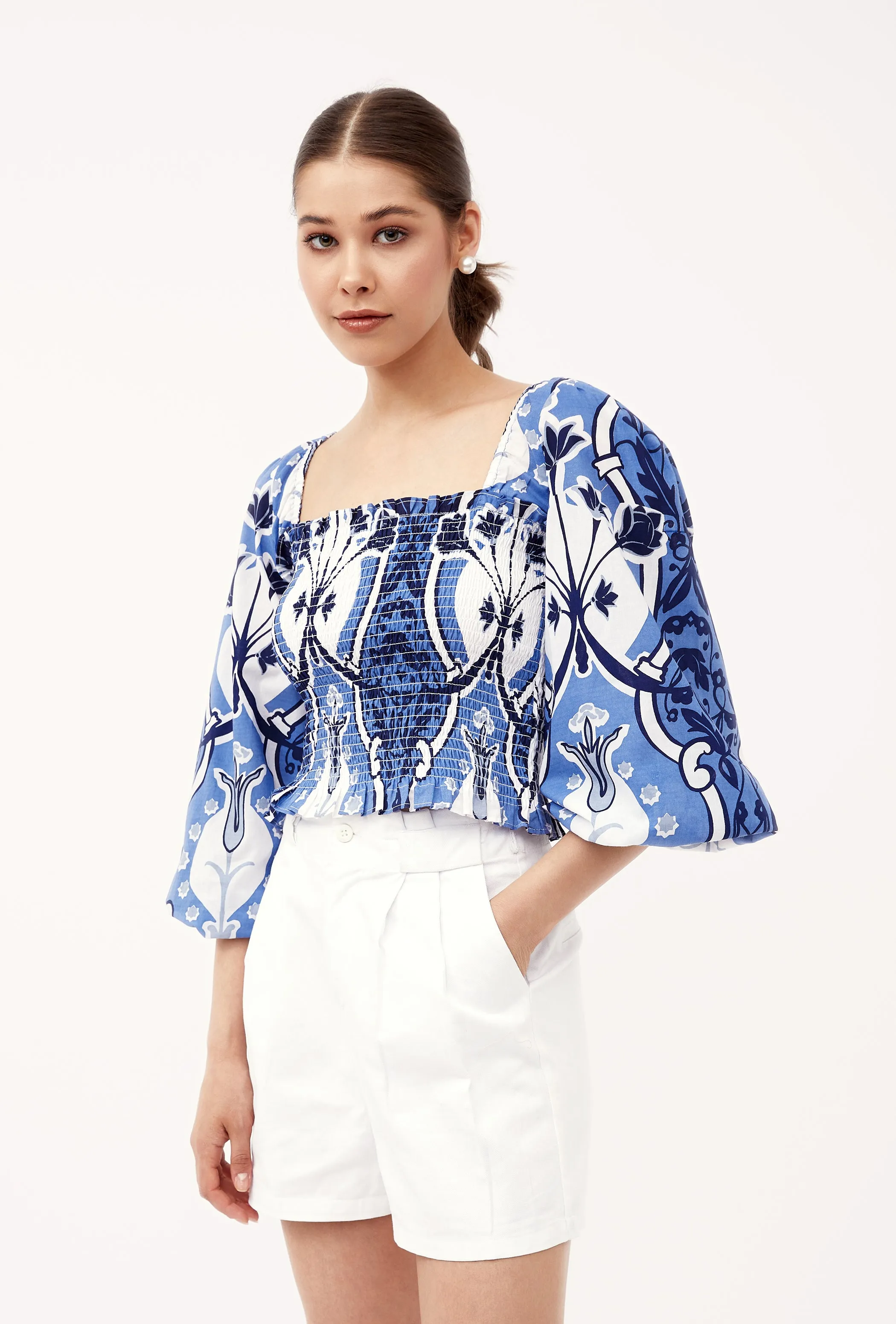 1597 Gloria Top