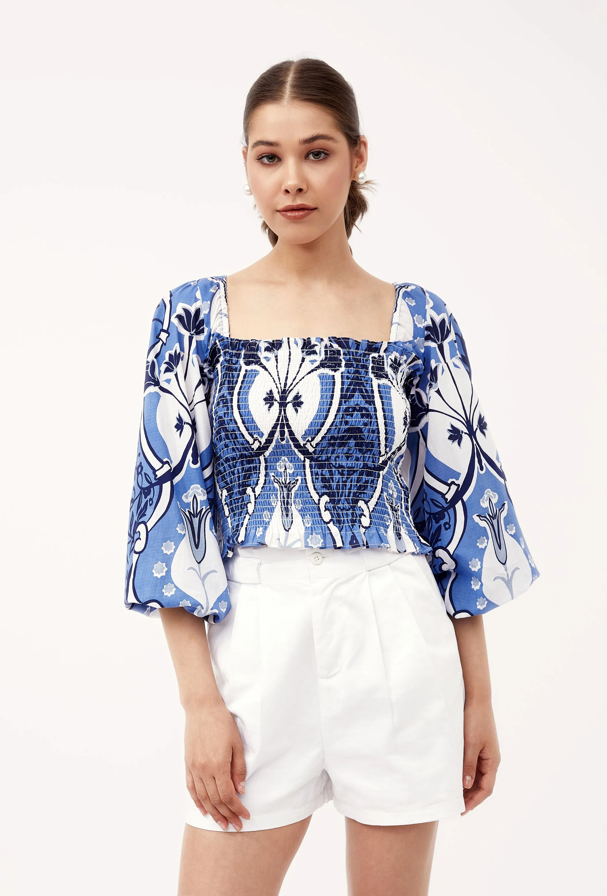 1597 Gloria Top