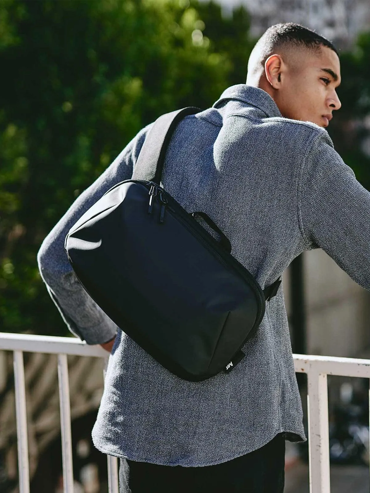 AER Tech Sling 2 Black