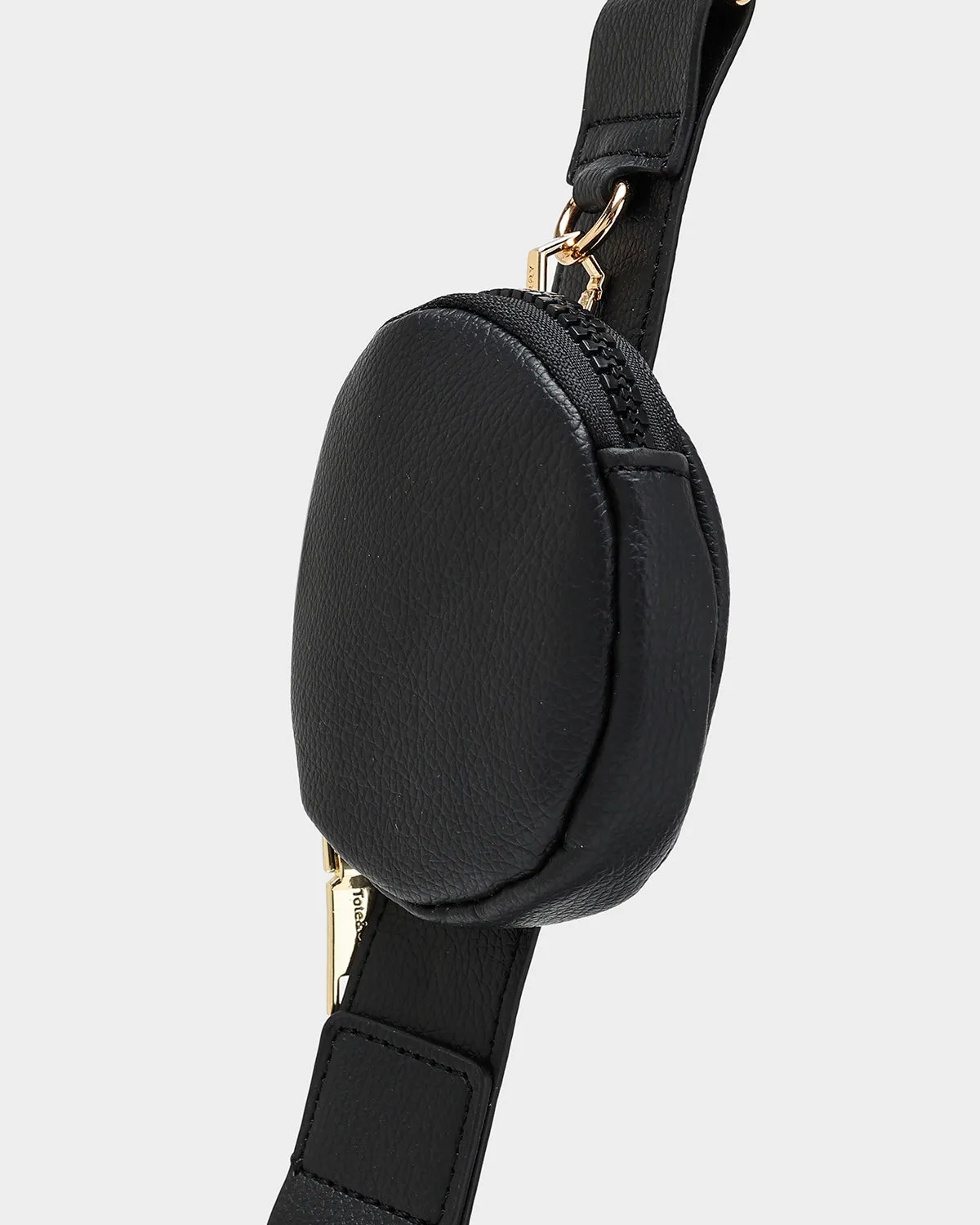 Bodega Crossbody Sling Bag in Black
