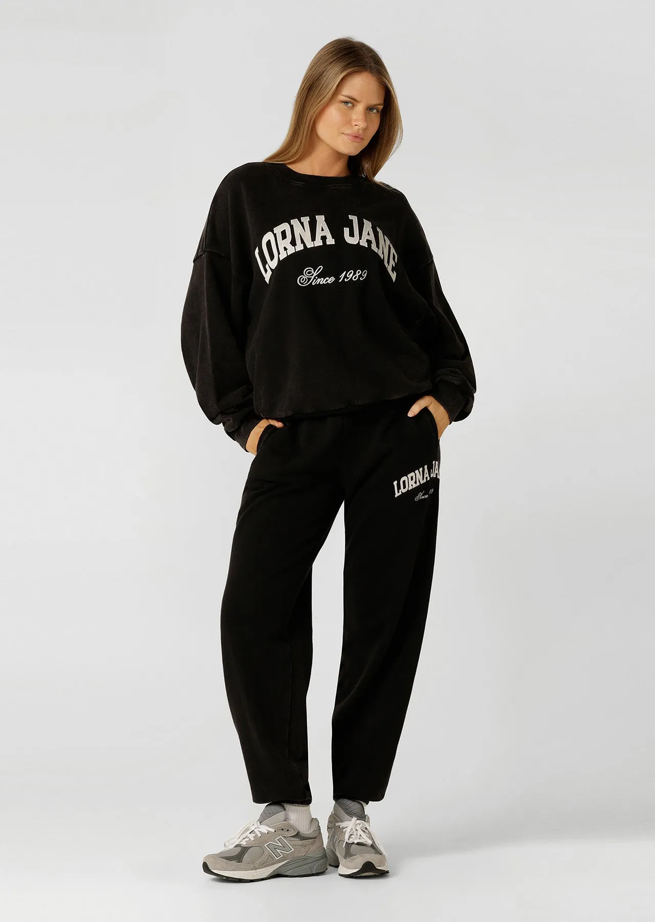 New Sport Washed Sweatshirt | Washed Black