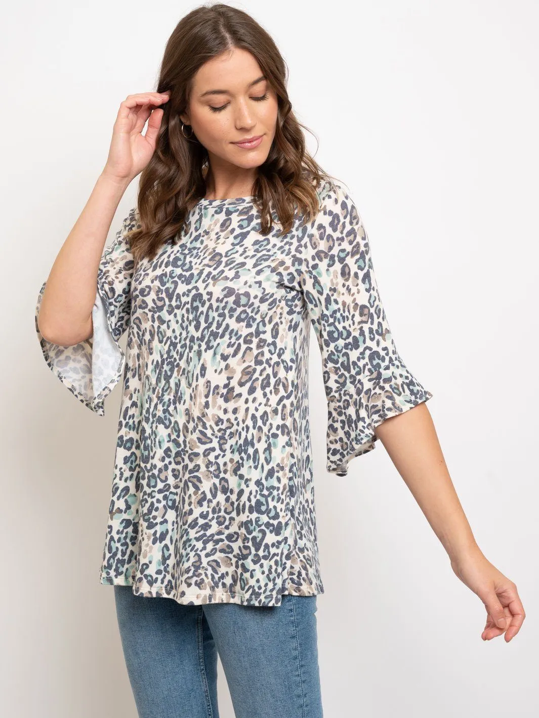 PLUS SIZE ANIMAL PRINT 3/4 RUFFLE SLEEVE TUNIC TOP