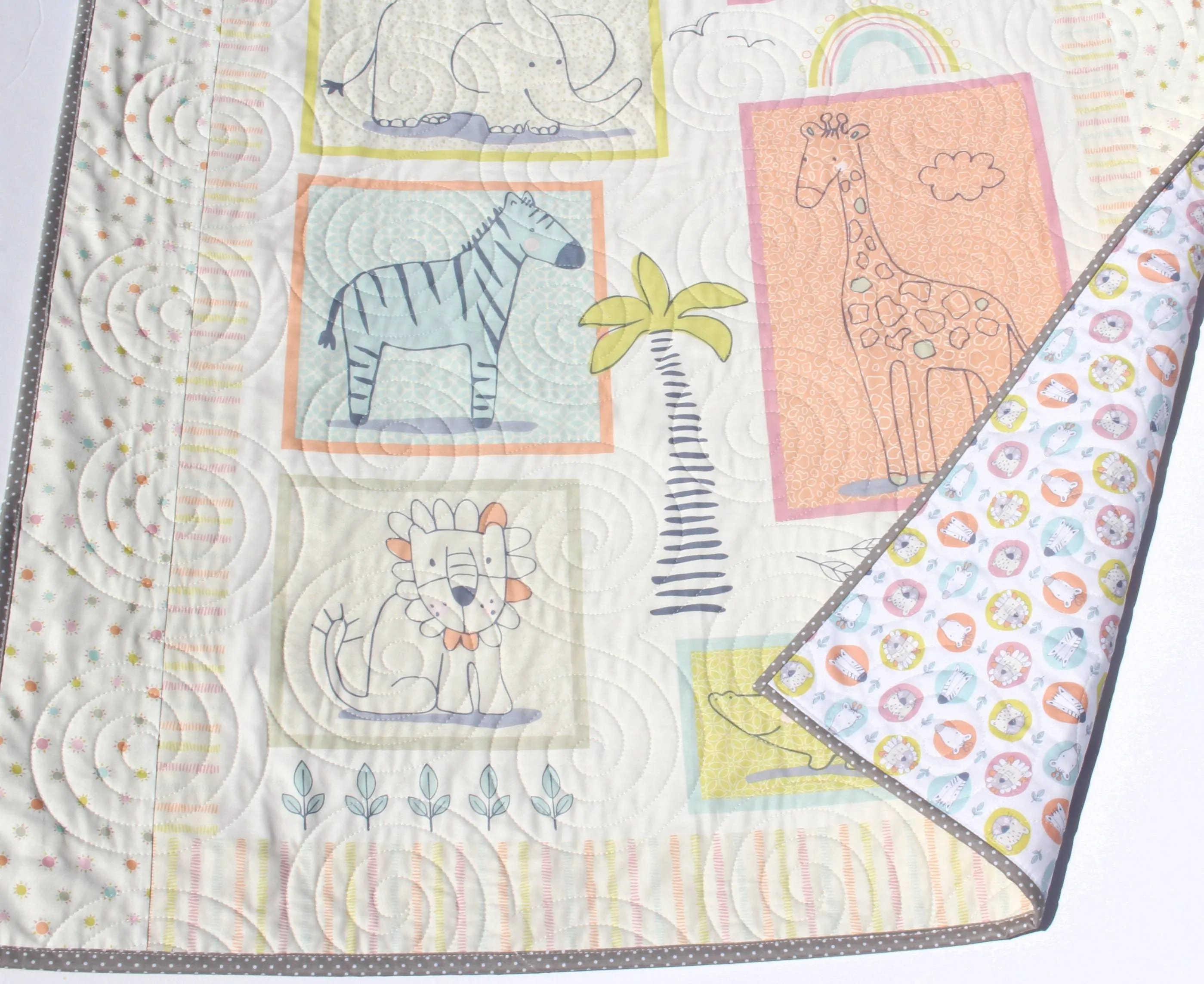 Quilt Kit for Beginners Safari Animals Low Volume Sunrise Baby Bedding Blanket Jungle Fabrics Lion Giraffe Elephant Zebra Nursery Sewing