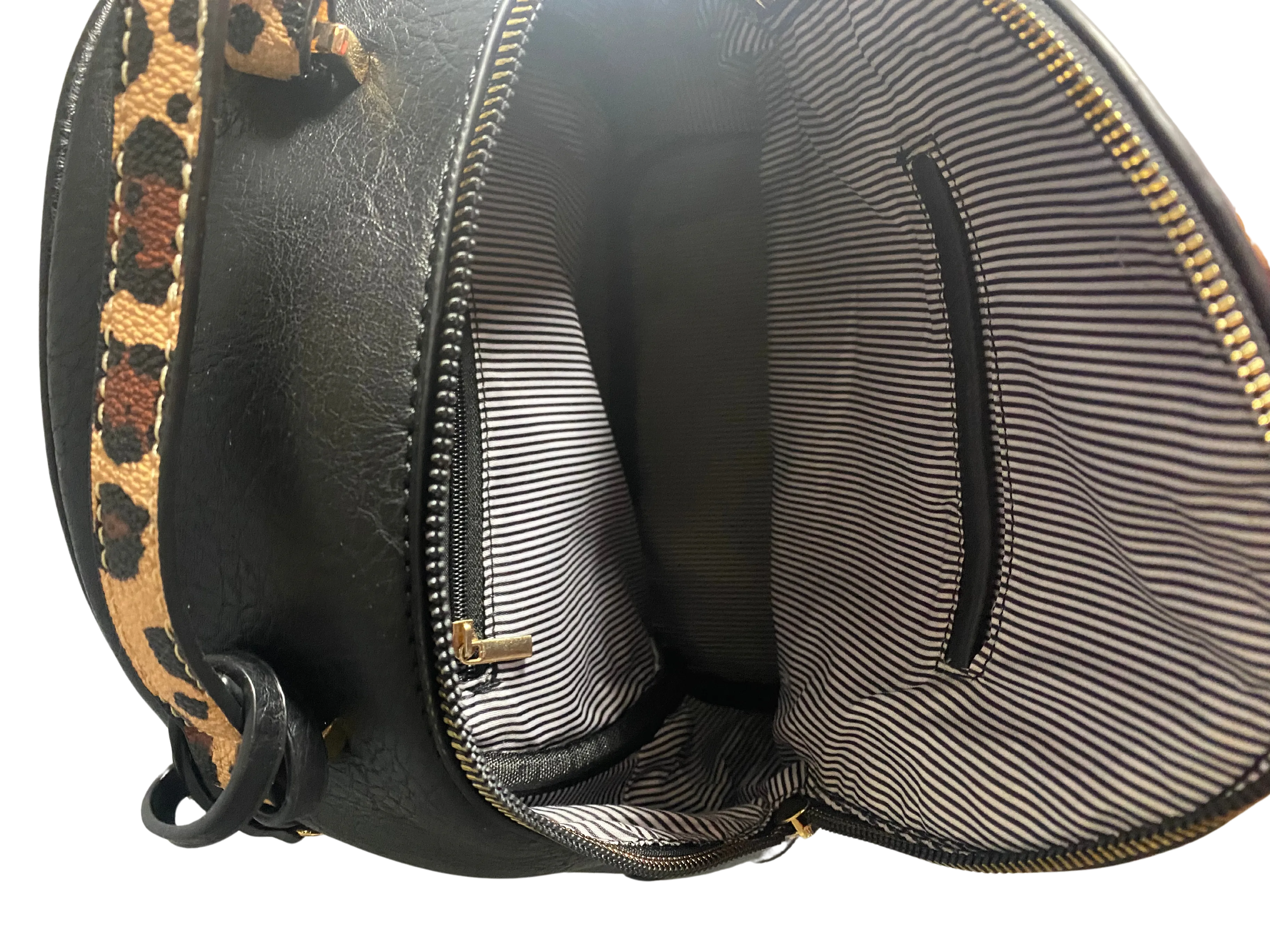 Safari Backpack for Adults, Unisex, Black, With Multiple Compartments