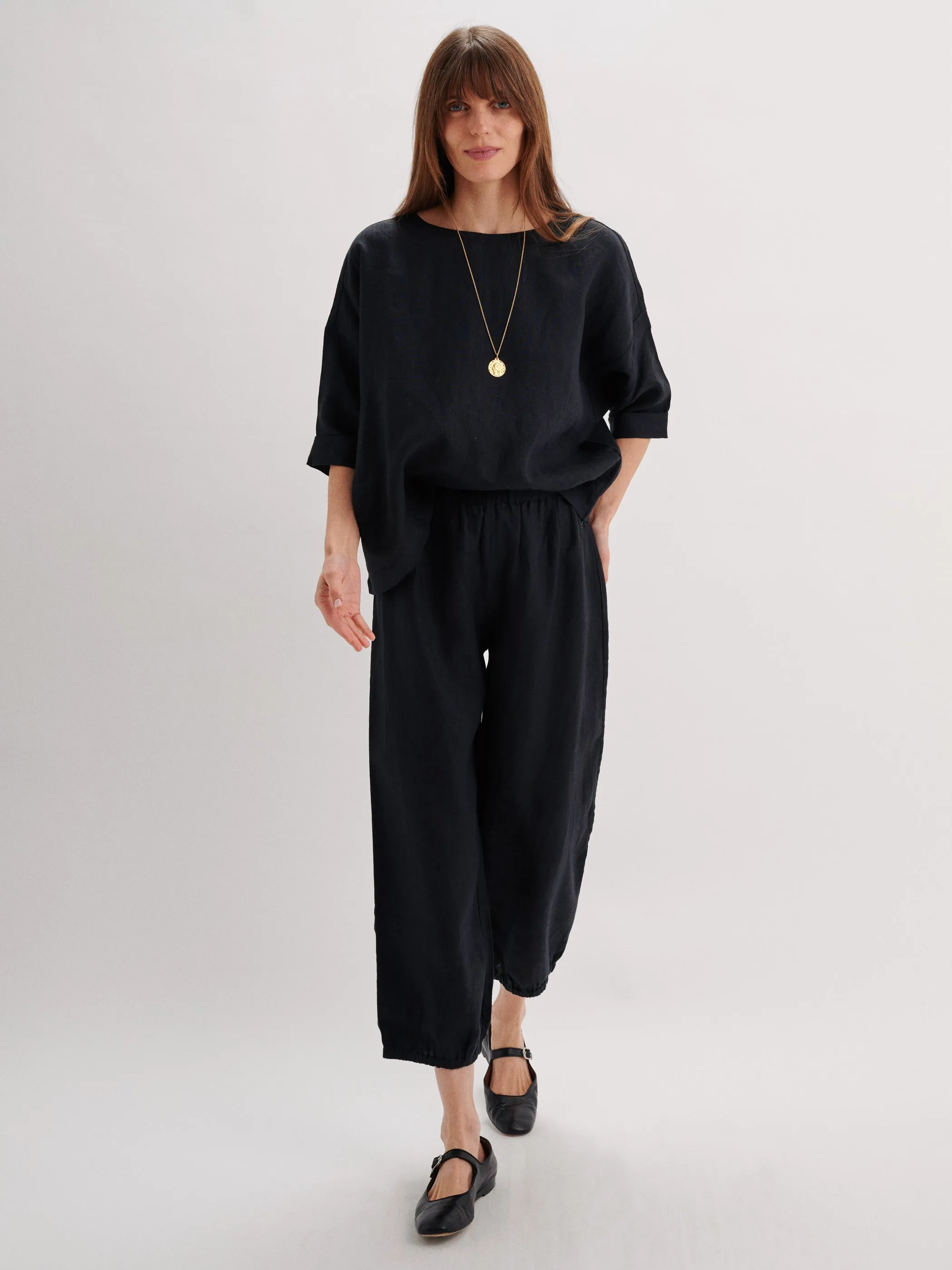 The Saria Top in Linen