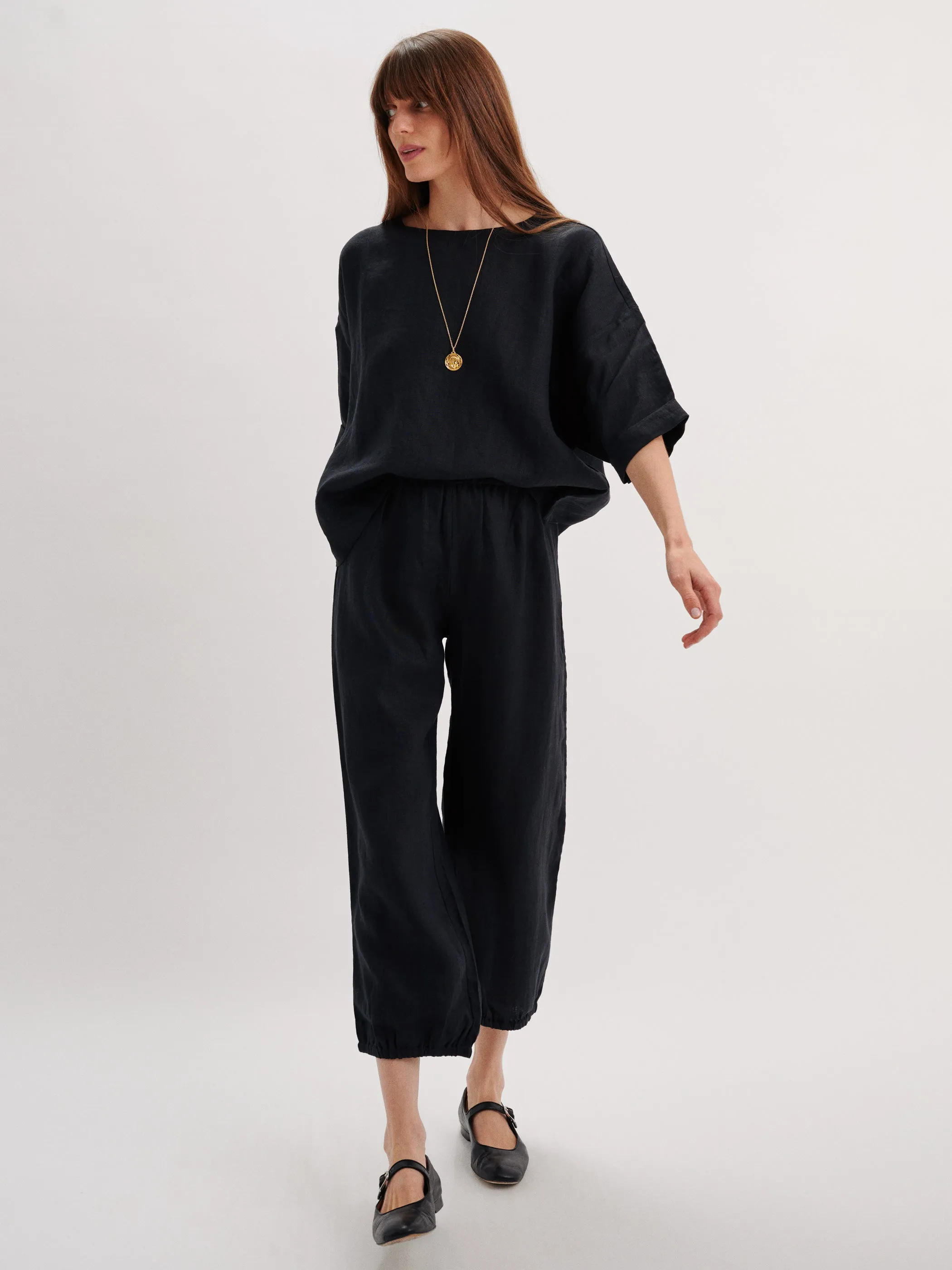 The Saria Top in Linen