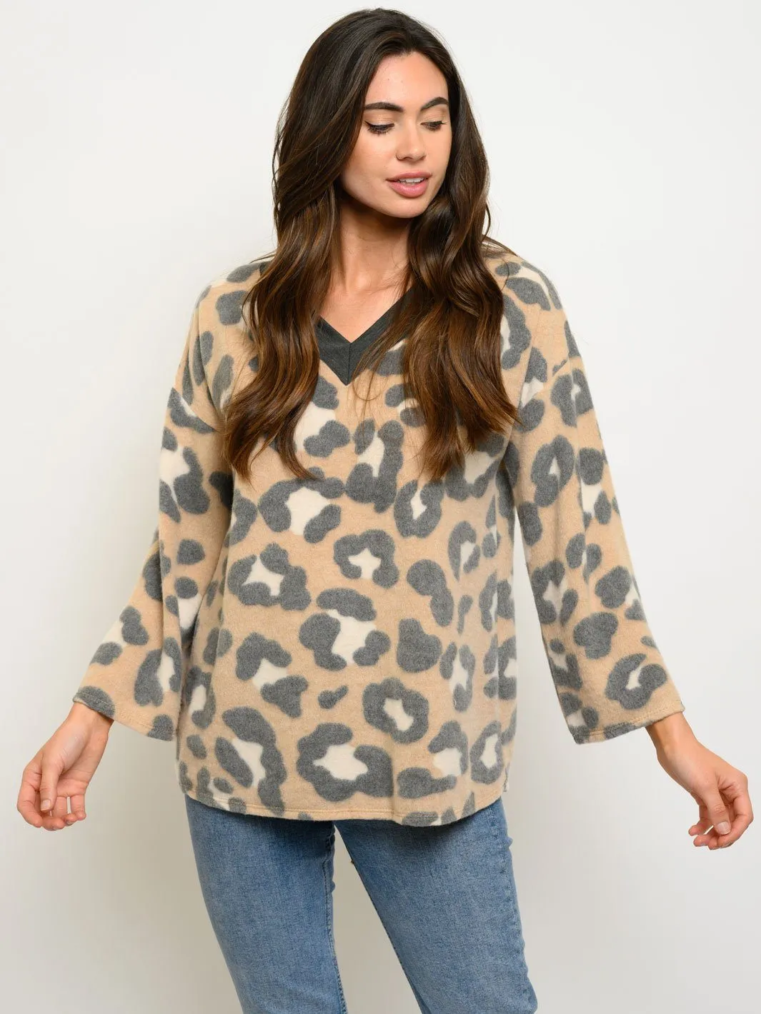 WOMEN'S ANIMAL PRINT V-NECK TUNIC TOP