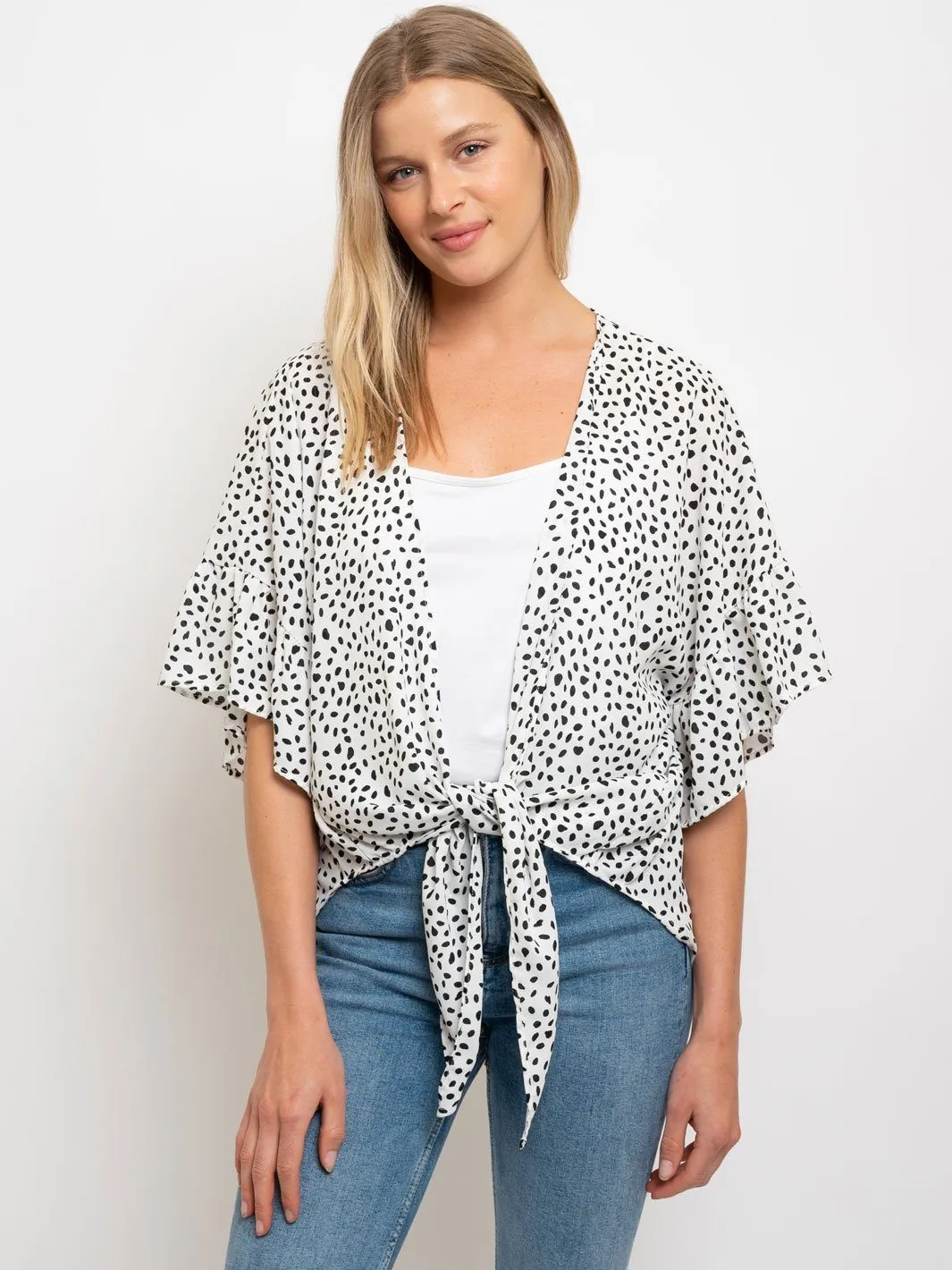 WOMEN'S FRONT TIE OPEN ANIMAL PRINT TOP