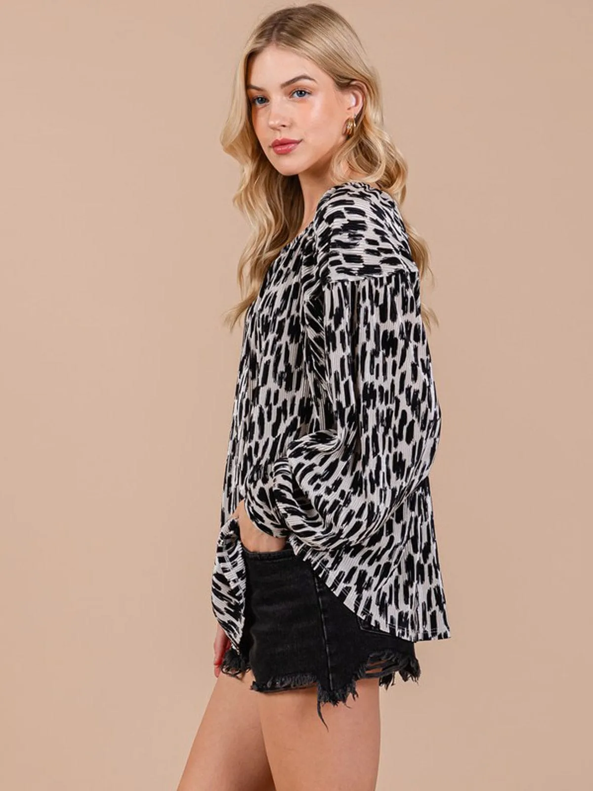 WOMEN'S LONG SLEEVE ANIMAL PRINT TUNIC BLOUSE