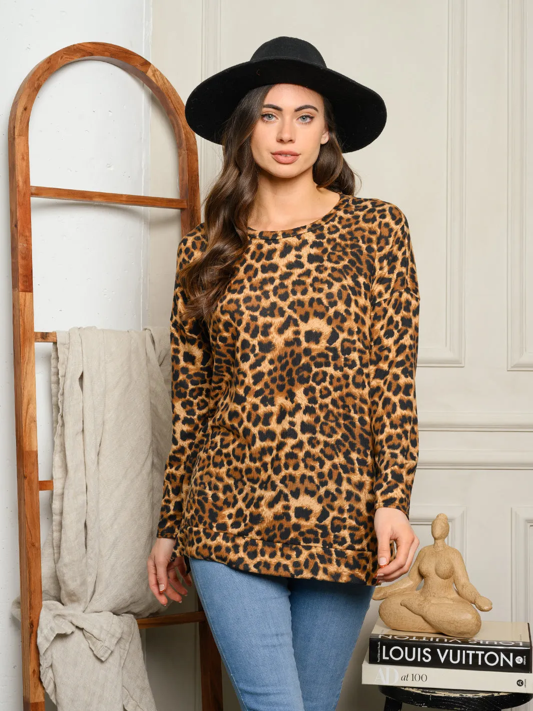 WOMEN'S LONG SLEEVE ANIMAL PRINT TUNIC TOP