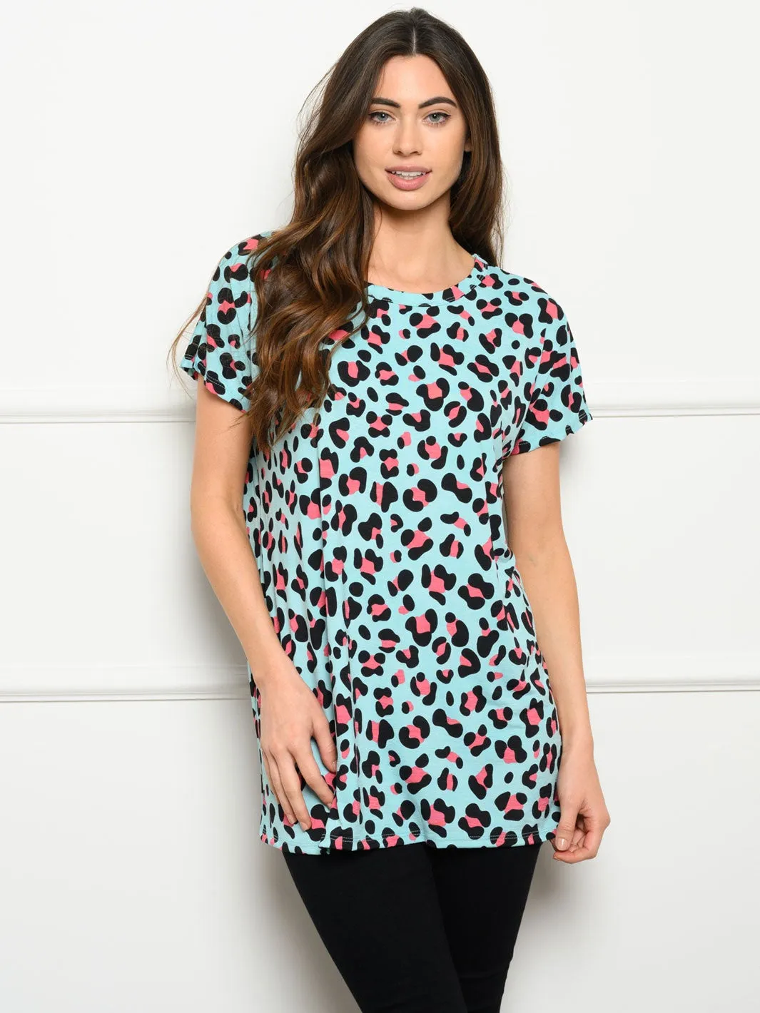 WOMEN'S SHORT SLEEVE ANIMAL PRINT TOP