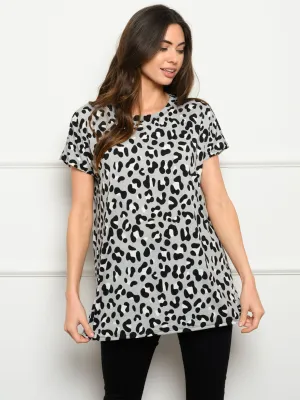 WOMEN'S SHORT SLEEVE ANIMAL PRINT TOP