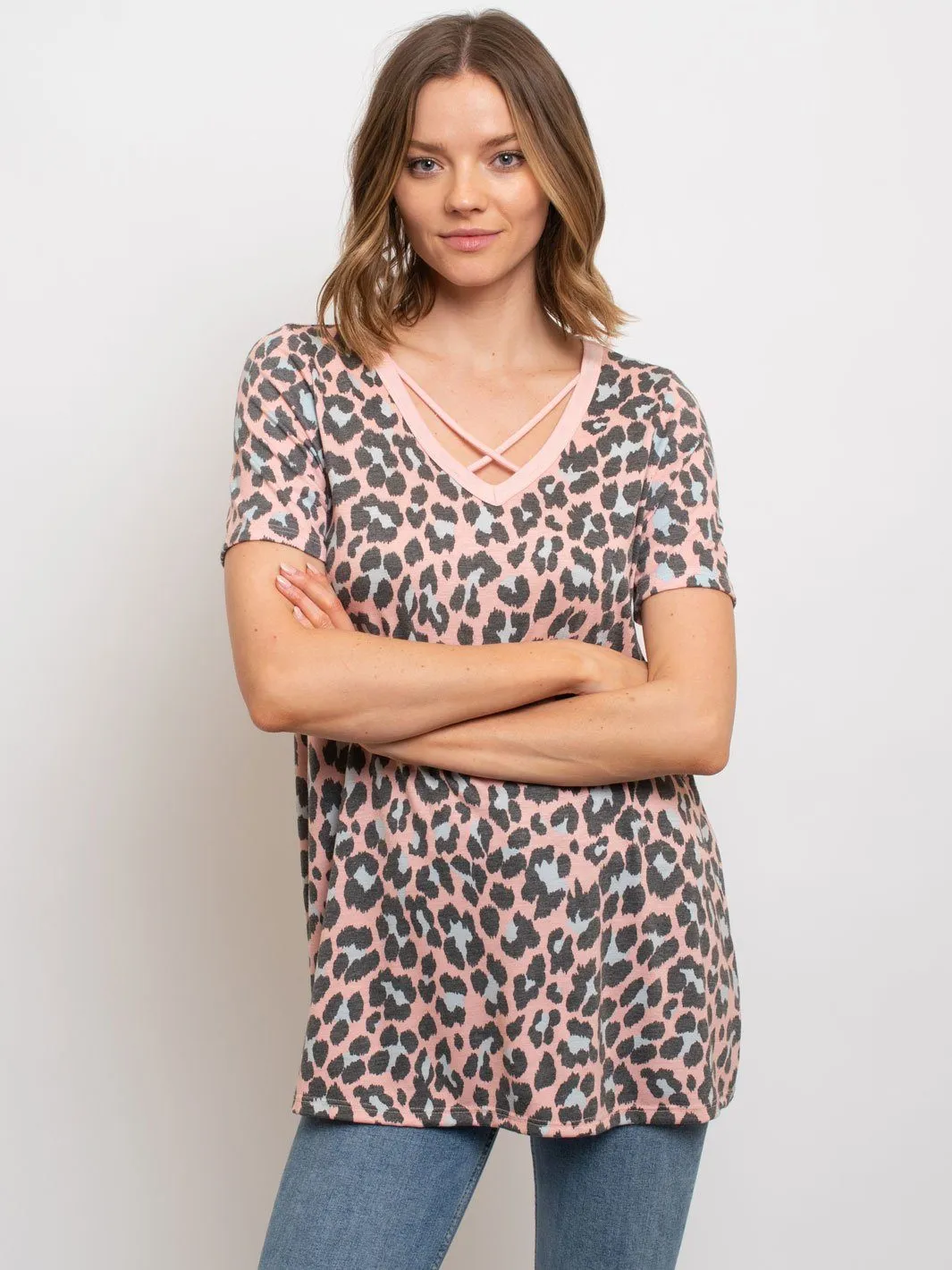 WOMEN'S V- NECK SHORT SLEEVE LEOPARD TUNIC FRONT CROSS TOP